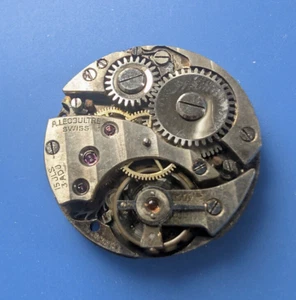 VINTAGE LADIES A.LECOULTRE SWISS 21MM WRISTWATCH MOVEMENT RUNNING - Picture 1 of 2
