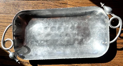 Bandeja para servir de aluminio martillado vintage B. W. Buenolum asas con cuentas rizadas Foto 1 de 4