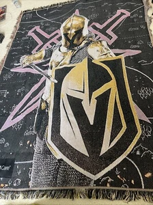 Manta Noche Cáncer Vegas Golden Knights 50" por 60" - Imagen 1 de 3