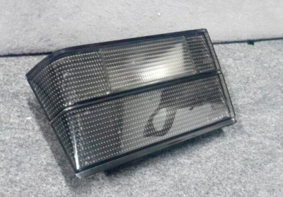 Внутренний задний фонарь правый дымчатый/тонированный Rucklicht Schwarz для BMW 5 серии E34 M5 88-96 - Изображение 1 из 4