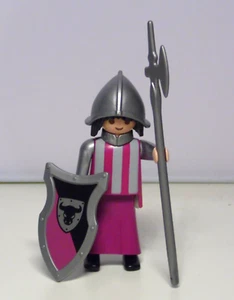 PLAYMOBIL Figur Mann Custom Unikat Ritter Barbar Nachtwächter Schild Waffe #15 - Picture 1 of 1