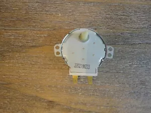 Original Synchronous Motor For Magic Chef Microwave HMM990ST2 - Picture 1 of 3