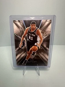 2006-07 UD Upper Deck SPx Baloncesto Tim Duncan Negro Refractor #84 Spurs - Imagen 1 de 2