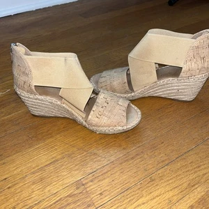 Gentle Souls by Kenneth Cole Elastic Wedge Sandals Tan Cork Size 7 - Picture 1 of 7