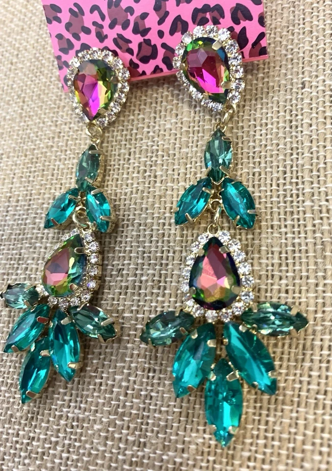 优雅的水钻吊坠耳环金色蓝绿色粉色 AB Betsey Johnson — 第 1/4 张图片
