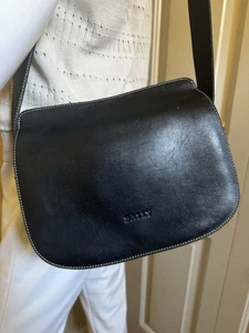 BALLY Made in Italy Black Leather Saddle Bag Satchel Purse Vintage 90s 10x8x4 - Picture 1 of 19