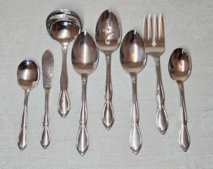 Oneida Ltd STRATHMORE DELUXE 8 Pezzi Hostess Servizio di Posate Inox - Foto 1 di 11