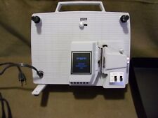 ARGUS HOLIDAY SUPER EIGHT 838 MOVIE PROJECTOR IN DETACHABLE METAL CASE VINTAGE