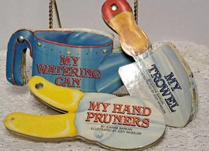 Vintage Gardening 90s My Trowel My Watering Can My Hand Pruners Board Books - Foto 1 di 15