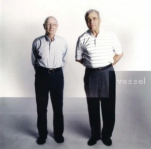 Twenty One Pilots - Schiff - CD - Bild 1 von 2