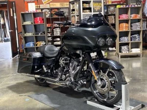 2013 Harley-Davidson® FLTRXSE2 - CVO™ Road Glide® Custom® 110th Annivers - Picture 1 of 12