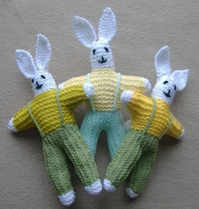 HAND KNITTED EASTER BUNNY RABBIT - BAPTISM, XMAS, ETC - GREEN & YELLOW - CHOOSE - Picture 1 of 8