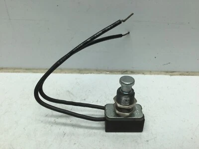 Interruptor pulsador McGill 0725-0004 SPST DOUBLE BREAK 8A 125V, 4A 250V, 1/3HP Foto 1 de 4