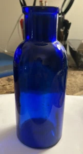 Antike kobaltblaue Flasche ohne Prägung 7 1/4" hoch - Bild 1 von 7