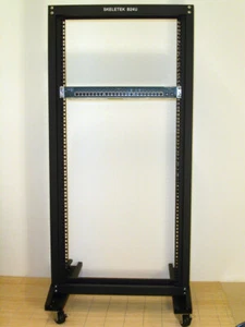 NEW Skeletek C24U 30" Base 19" open Rack also for Cisco Routers and Switches - Bild 1 von 1