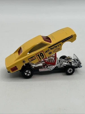 Vintage 1971 Matchbox No. V HOT SMOKER Dodge Charger Funny Yellow Car Lesney - Image 1 of 4
