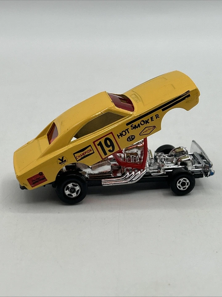 Vintage 1971 Matchbox No. V HOT SMOKER Dodge Charger Funny Yellow Car Lesney - Image 1 of 4