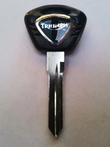 Llave de moto con logotipo Triumph cortada a tu código de llave 3001-4006 - Imagen 1 de 1
