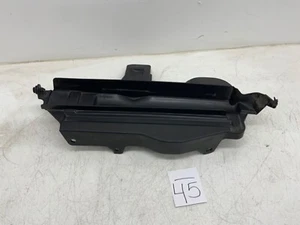 Honda CR-V 2012-2013 2014 conducto lateral izquierdo negro OEM 12 13 14 - Imagen 1 de 9