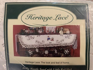 Heritage Lace Stechpalme Tisch Mantel Schal mit kleinem roten Schlitten Neu! Made in USA - Bild 1 von 5