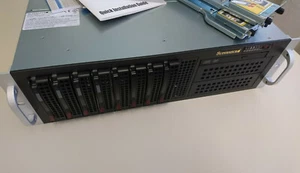 Supermicro 6037R-72RFT | ARC-1223-8i + BBU | Xeon E5-2609 | 32GB RAM - Bild 1 von 7