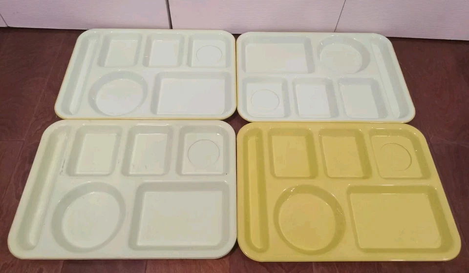 Lot of 4 SiLite School Cafeteria Lunch Trays -   Yellow And Green 6 Compartments - Image 1 of 4