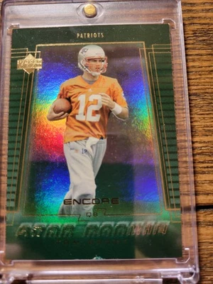 2000 Upper Deck Encore Star дебютант Том Брэди No254 (RC) - Изображение 1 из 3