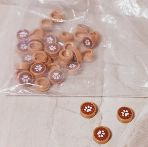 New LEGO BULK Food Lot of 37 dog Cat Cookie Treats Pet Food Snacks Printed 1x1 - Picture 1 of 1