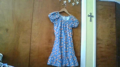 Lindo Vestido de Franela Zorro Lee Designs Niñas Talla 10 Volantes Dobladillo Elástico Cuello/Slv OTOÑO  Foto 1 de 4