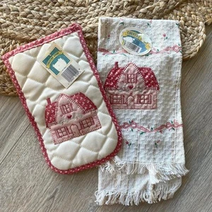 Vintage 90's 2 Piece Kitchen Set Pink & White Country Cottage Gift Housewarming - Picture 1 of 8