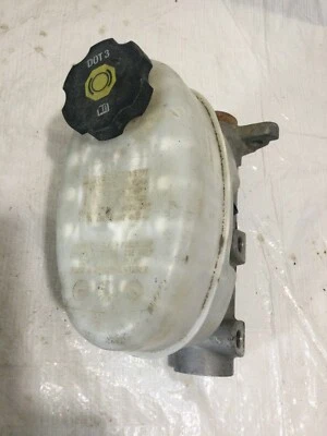 Chevrolet Silverado 2500HD 2011 cilindro maestro de freno 7167 OEM Foto 1 de 4