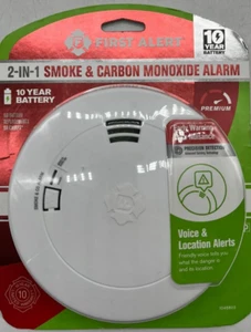 First Alert 2-in-1 Smoke & Carbon Monoxide Alarm 1046803 2936/OB - BRAND NEW - Picture 1 of 4