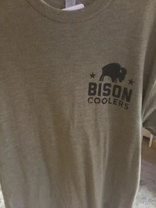 T-Shirt Bison Cooler Tough as Nails Größe Small - Bild 1 von 2