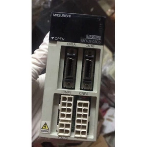 1 pieza Mitsubishi usado MR-J2-03C5 MR-J2-03C5 AC servo accionamiento probado EN OK#XR - Imagen 1 de 3