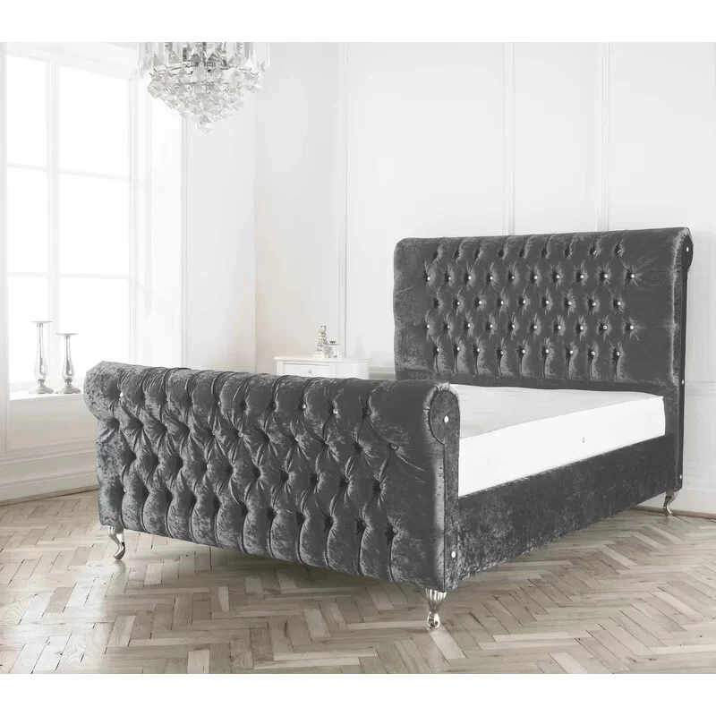 New Stylish Sleigh Chesterfield Upholstered Crushed Velvet Bed 3ft 4ft 4ft6 5ft - Image 1 of 1