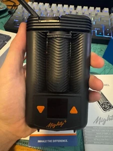 Storz and Bickel - Mighty+ | Vaporizzatore Portatile Nuova versione USB-C - Foto 1 di 8