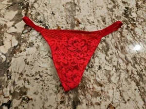 True Vintage Victoria Secret VERY SEXY V-String Thong Panty Red Size Small - Picture 1 of 3