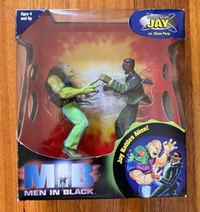 New in Box 1997 MEN IN BLACK ACTION FIGURES JAY BATTLES ALIEN - Picture 1 of 3