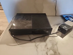 Microsoft Xbox One Konsole Model 1540 für Teile oder Reparatur Konsole / nur Kabel - Bild 1 von 13