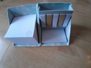 NEU Zettelblock,Notizzettel zum Aufklappen mit Post-it - Maß 9x9xcm - Bild 1 von 5