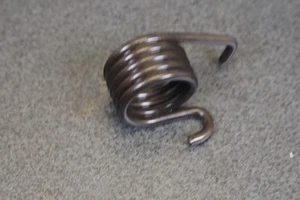 SPRING, TORSION (4V0) Yamaha FJ1100 1984 90508-26462 22497 - Picture 1 of 5