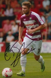 FOTO DE 6X4 FIRMADA A MANO ELLIOT JOHNSON DE BARNET 3. - Imagen 1 de 1