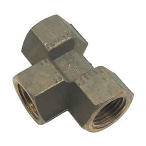 Parker 306 Female Brass Tee 1/4" NPT Thread - Picture 1 of 2