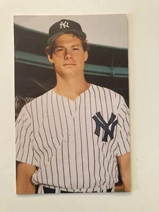BRIAN FISHER 1985 NEW YORK YANKEES TEAM ISSUED TEAM POSTCARD - Picture 1 of 2