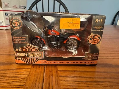 American Muscle ERTL Collectables 2002 Harley Davidson 883R Sportster 1:18 RARE - Image 1 of 4