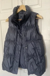 Chaleco acolchado Gap para mujer azul marino plumón de ganso aislado cremallera completa talla mediana para mujer - Imagen 1 de 12