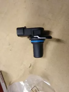 A1 hyundai santa fe 2.7 camshaft position sensor j5630305 - Picture 1 of 5