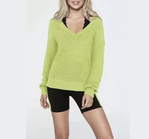 Victoria’s Secret PINK Cable Knit Sweater Lime Green V-neck LARGE Pullover NEW - Picture 1 of 6