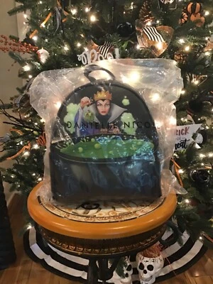 Disney-Danielle Nicole -Mini Mochila Caldero Reina Malvada Envenenada Manzana ¡NUEVA! Foto 1 de 3