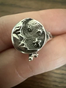 Very Detailed STERLING SILVER MOON & STAR POISON RING size 7 New - Picture 1 of 8